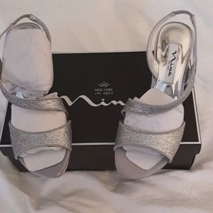 Nina dress heels silver Glitter. New No Tag.